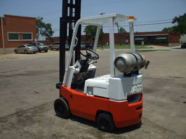 Used nissan forklifts dallas #9