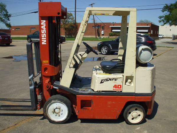 Used nissan forklifts dallas #6