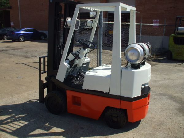 Used nissan forklifts dallas #4